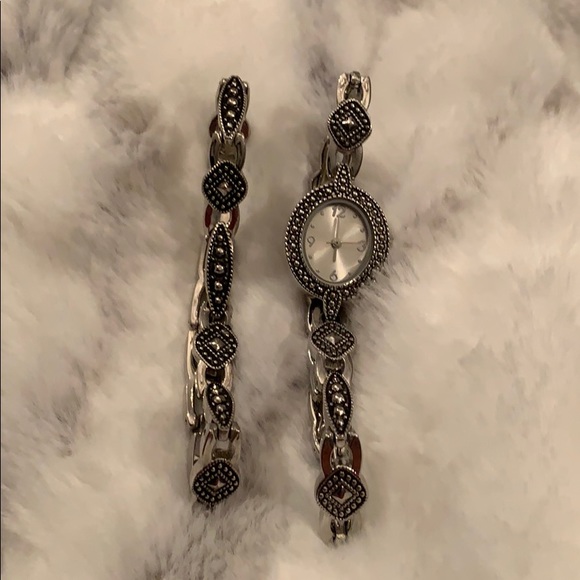 Silver Watch & Bracelet - Picture 8 of 8